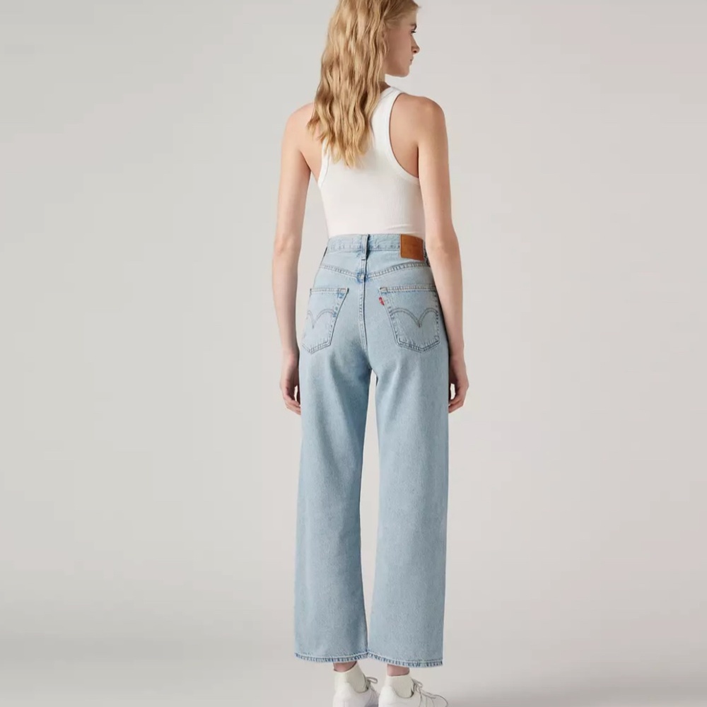 Levi's Women's Ribcage Straight Ankle Jeans - Picture 7 of 14